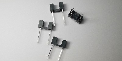 槽型光耦的4 個(gè)腳怎樣接